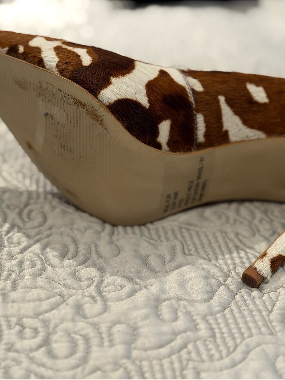Steve Madden Brown and White Cowhide Pointed-Toe Pumps Sz 6.5 - Picture 4 of 10